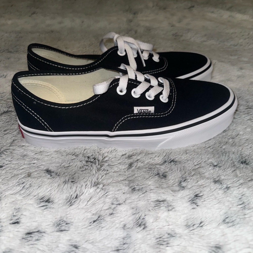Women's size 6 vans